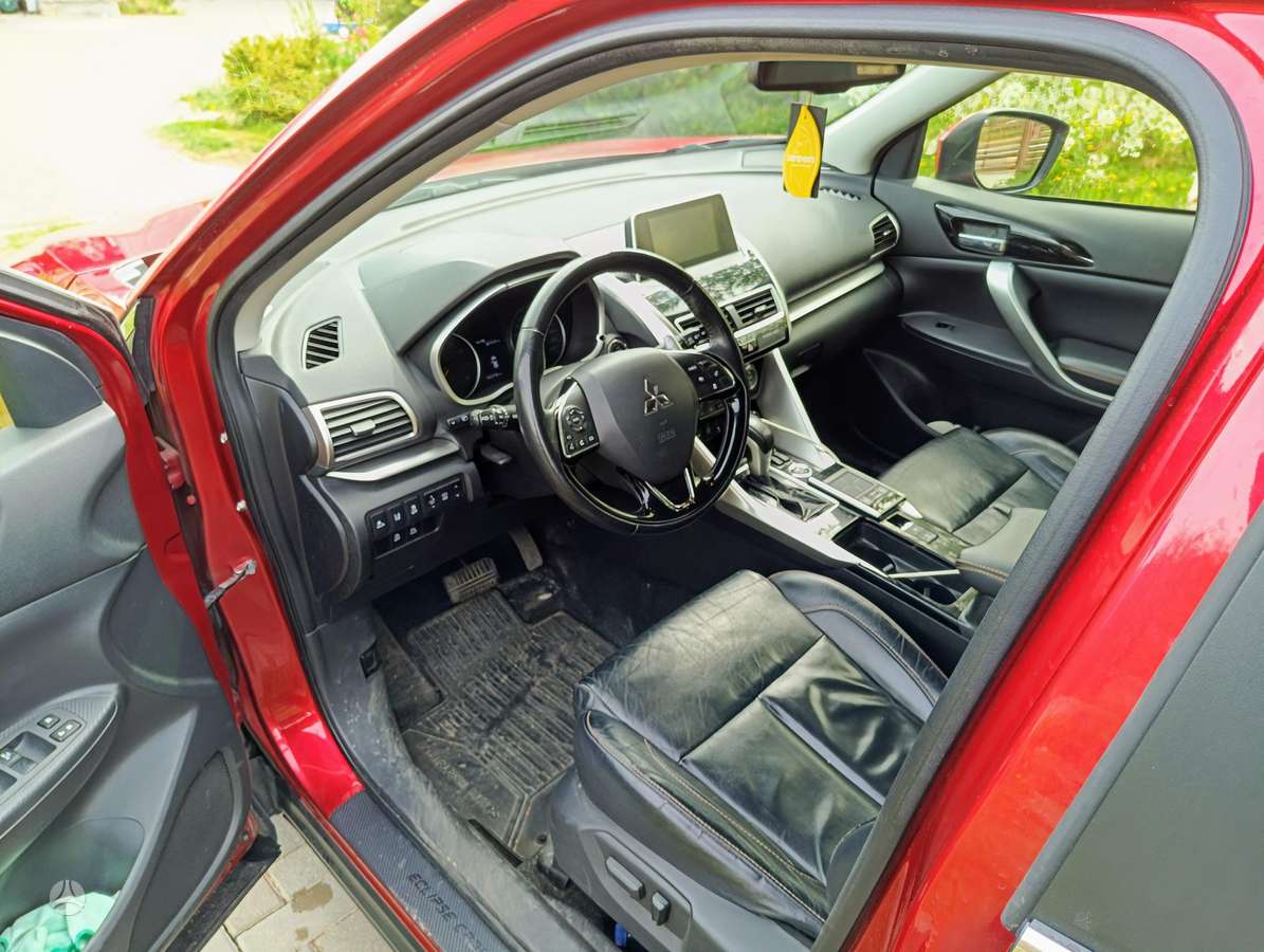 Mitsubishi Eclipse Cross, 1.5 l., Внедорожник / Кроссовер