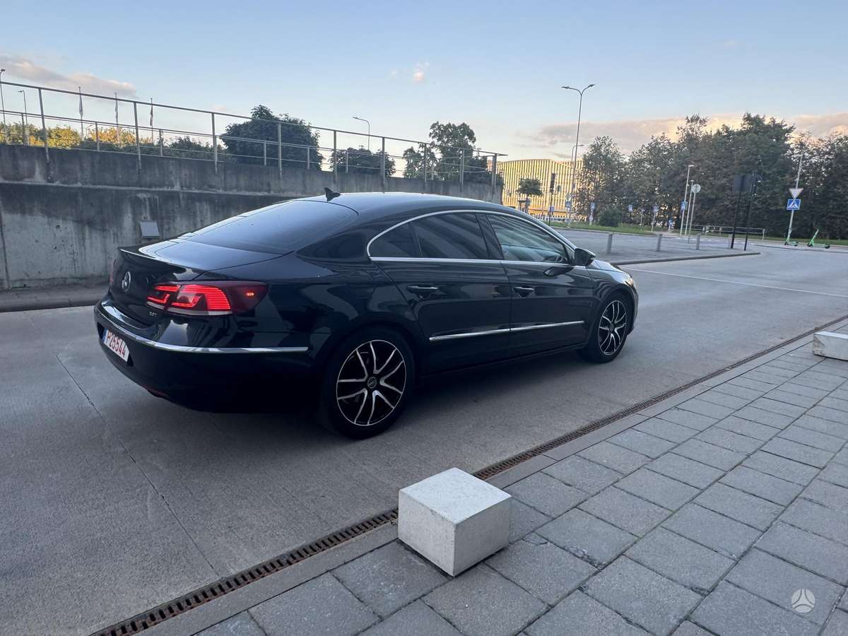 Volkswagen CC, Седан