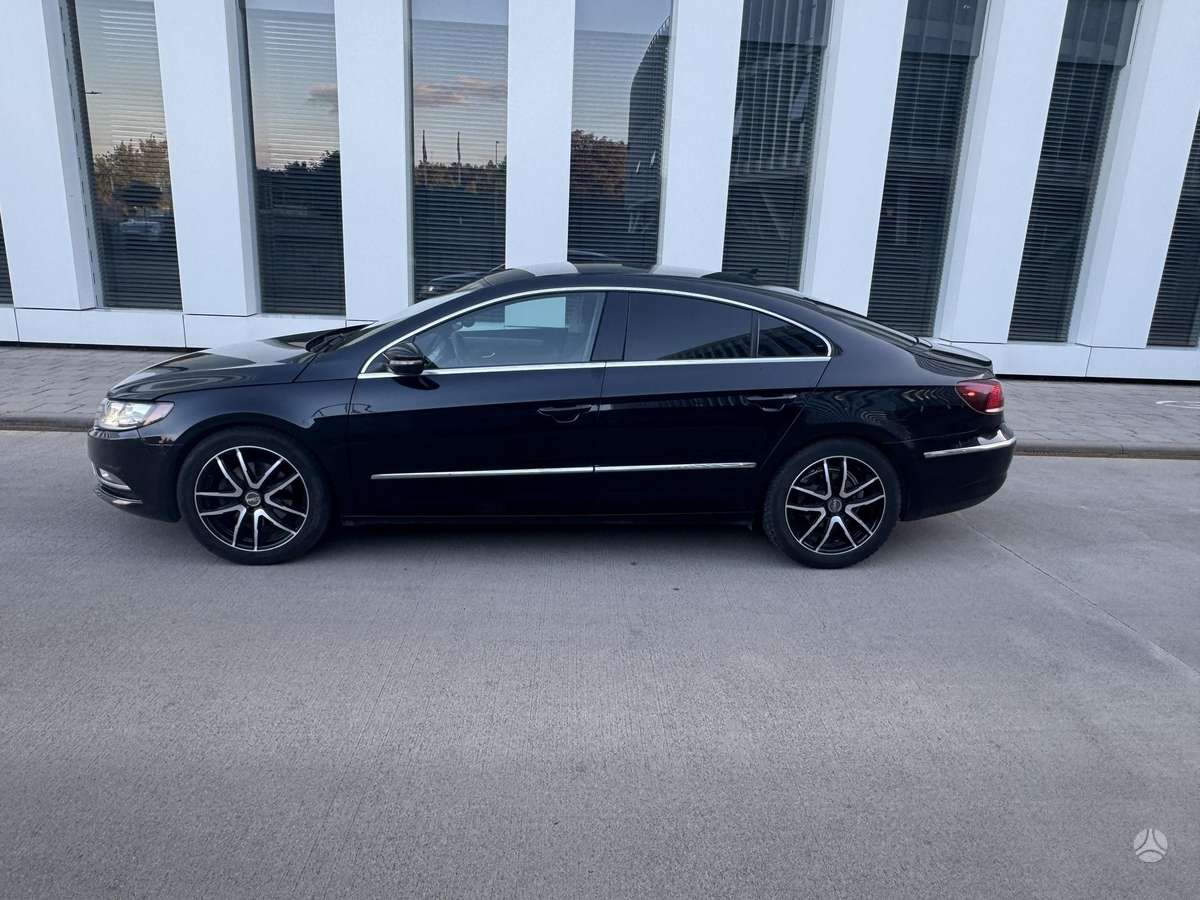 Volkswagen CC, Седан
