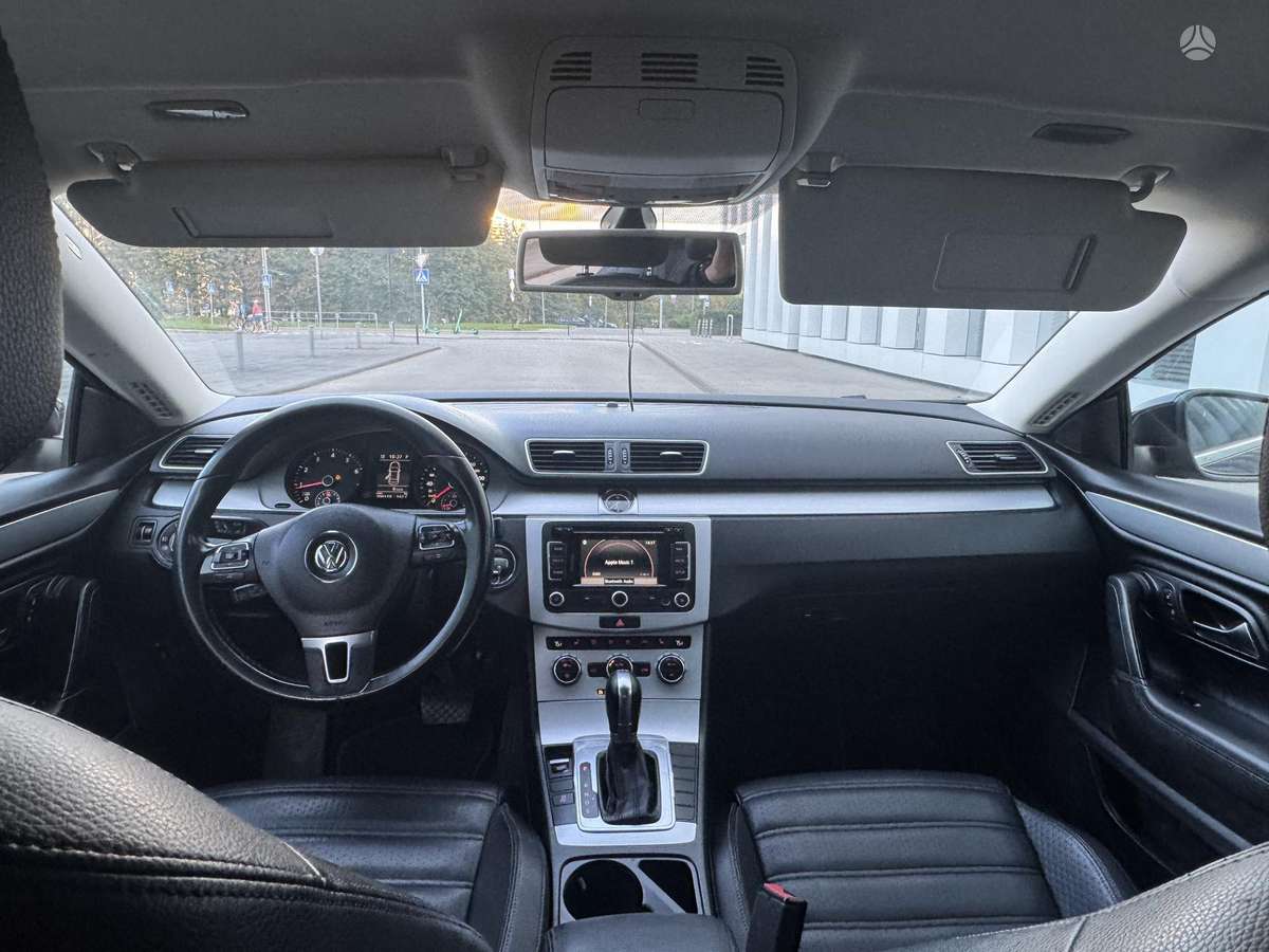 Volkswagen CC, Седан