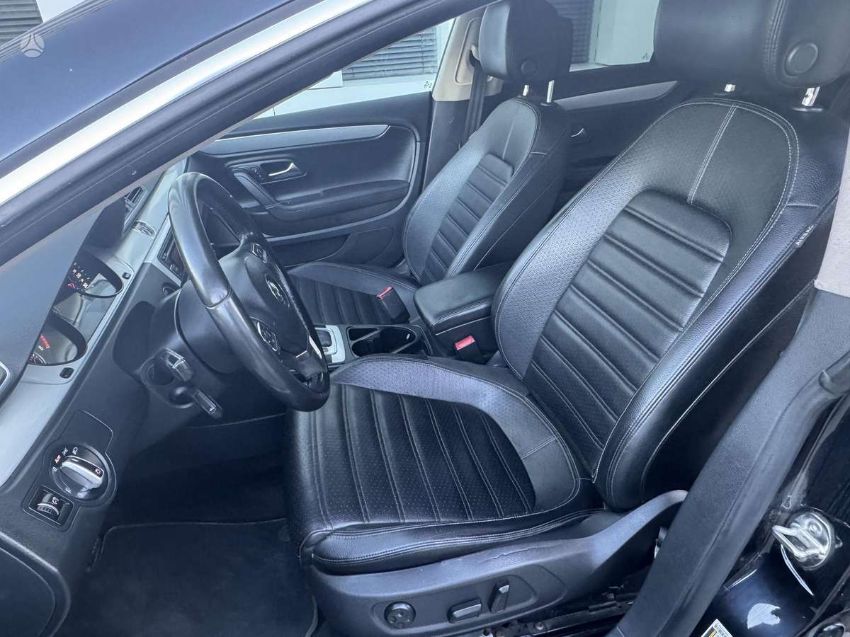 Volkswagen CC, Седан