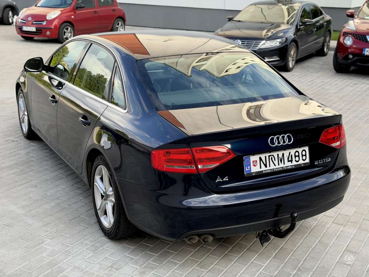 Audi A4, 2.0 l., Седан