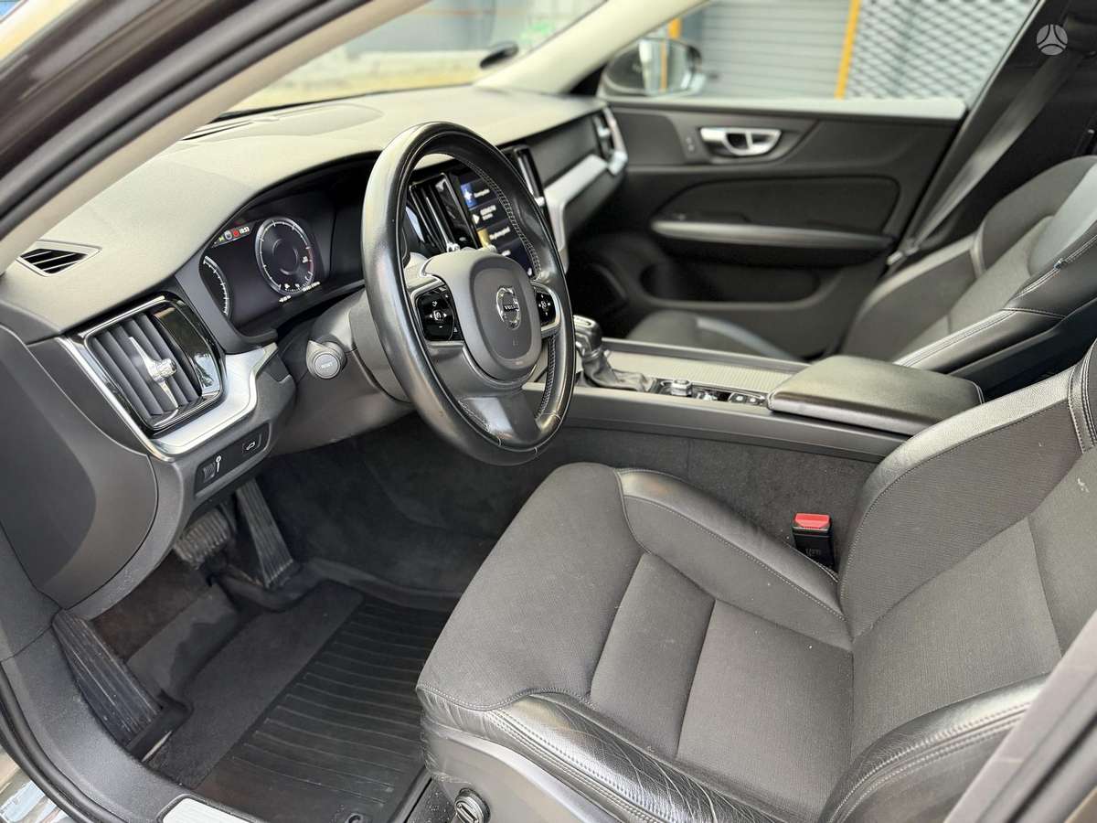 Volvo V60, 2.0 l., Универсал