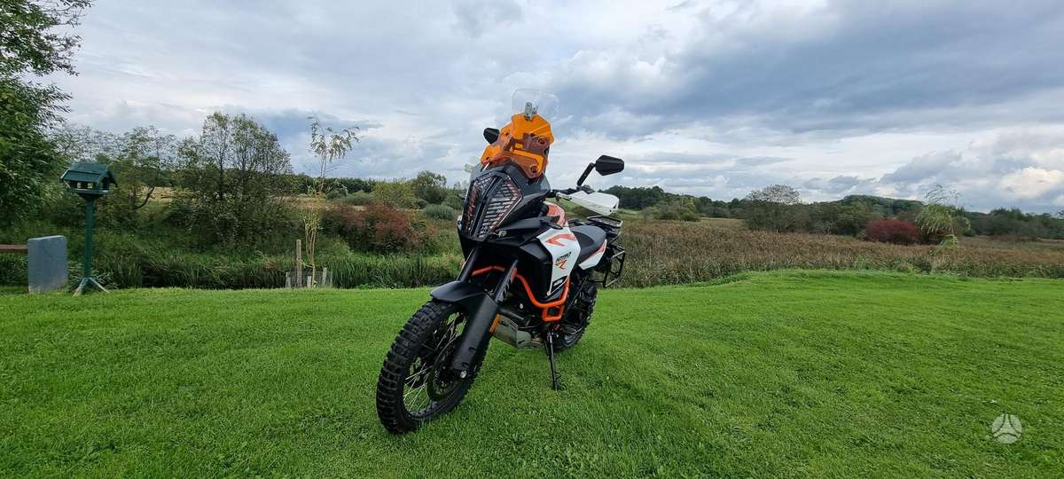 KTM Super Adventure 1300cc, enduro / adventure