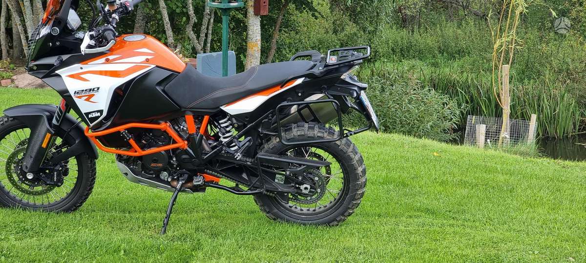 KTM Super Adventure 1300cc, enduro / adventure