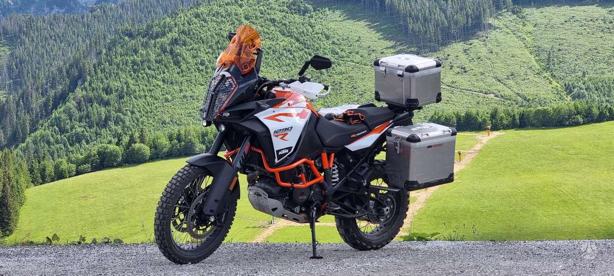 KTM Super Adventure 1300cc, enduro / adventure