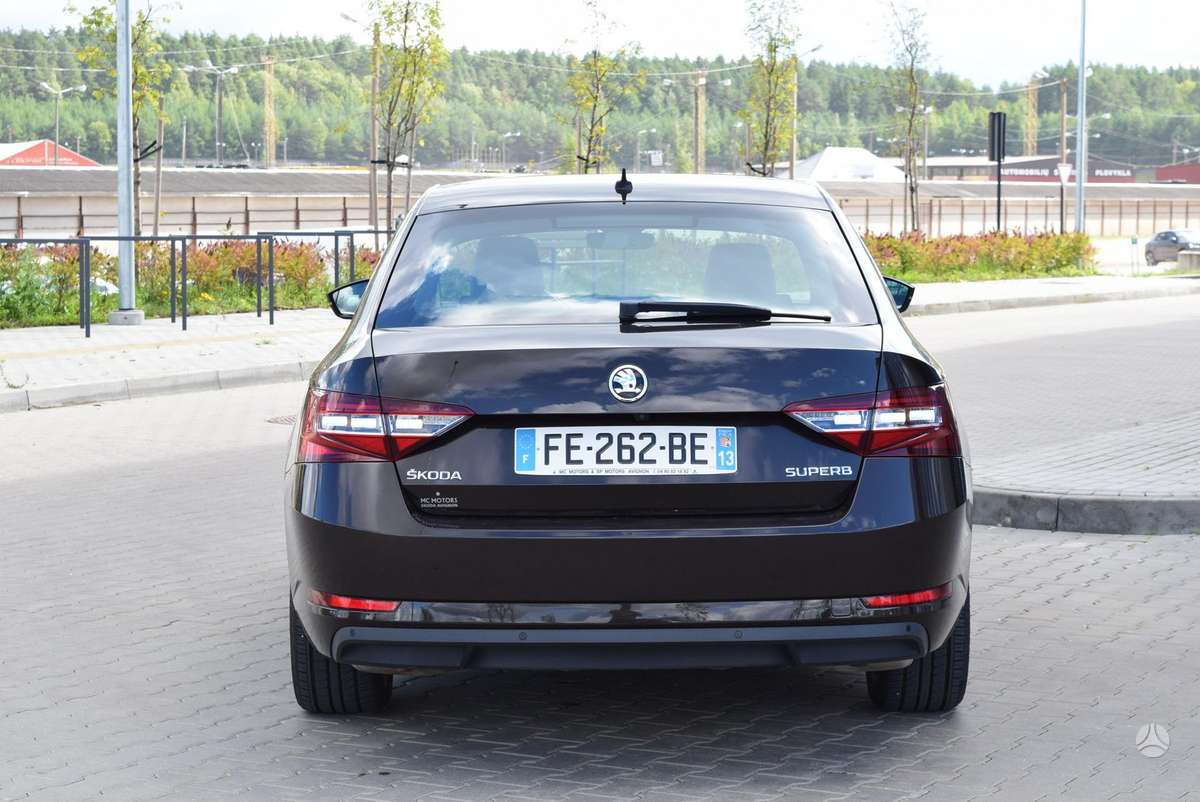 Škoda Superb - 5