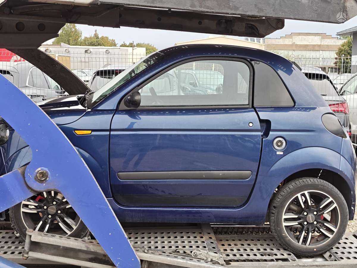 Microcar DUE, 0.5 l., Хэтчбек
