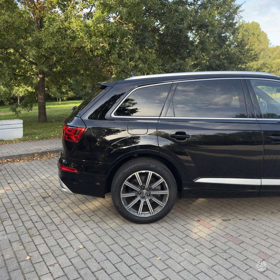 Audi Q7 - 8