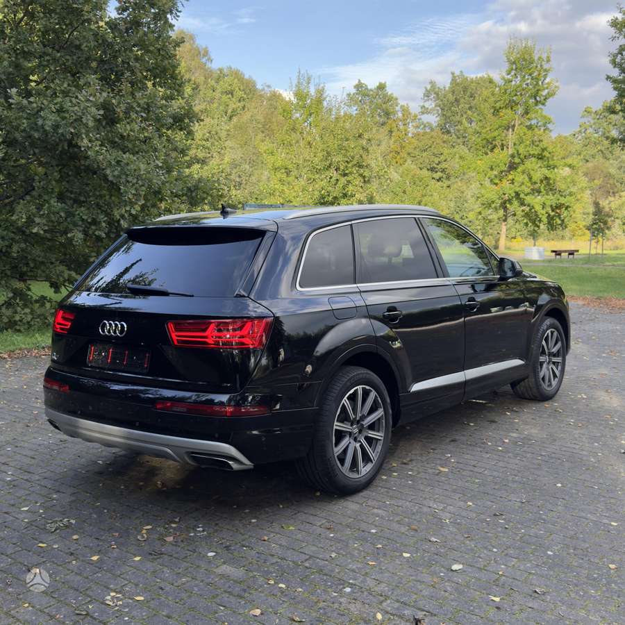 Audi Q7 - 5