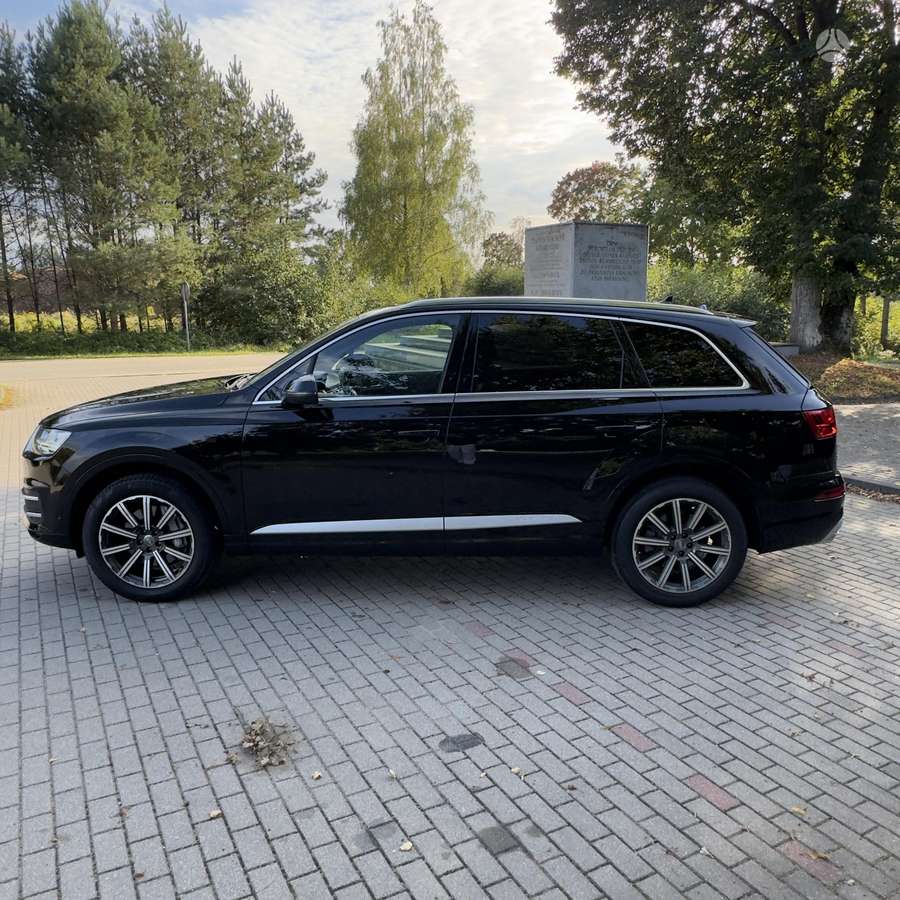 Audi Q7 - 11