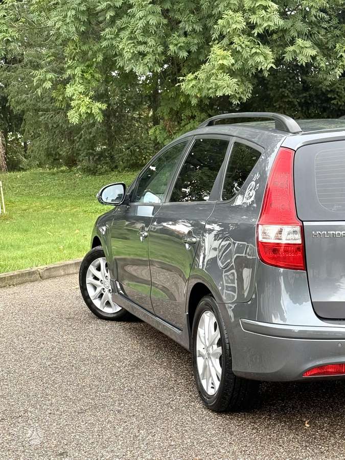 Hyundai i30, 1.6 l., Универсал