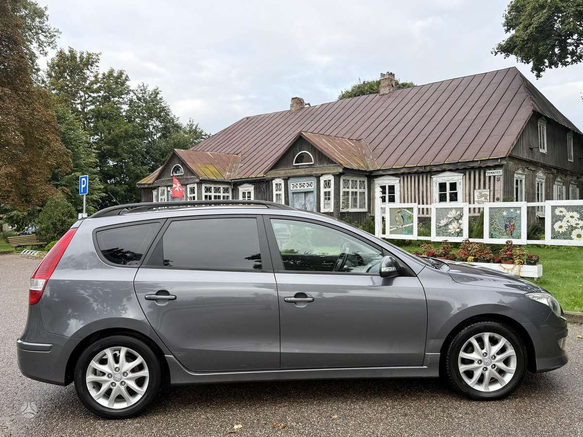 Hyundai i30, 1.6 l., Универсал