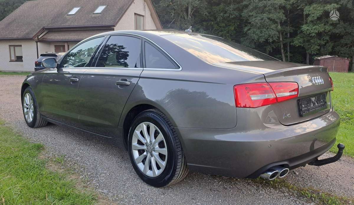 Audi A6 - 6