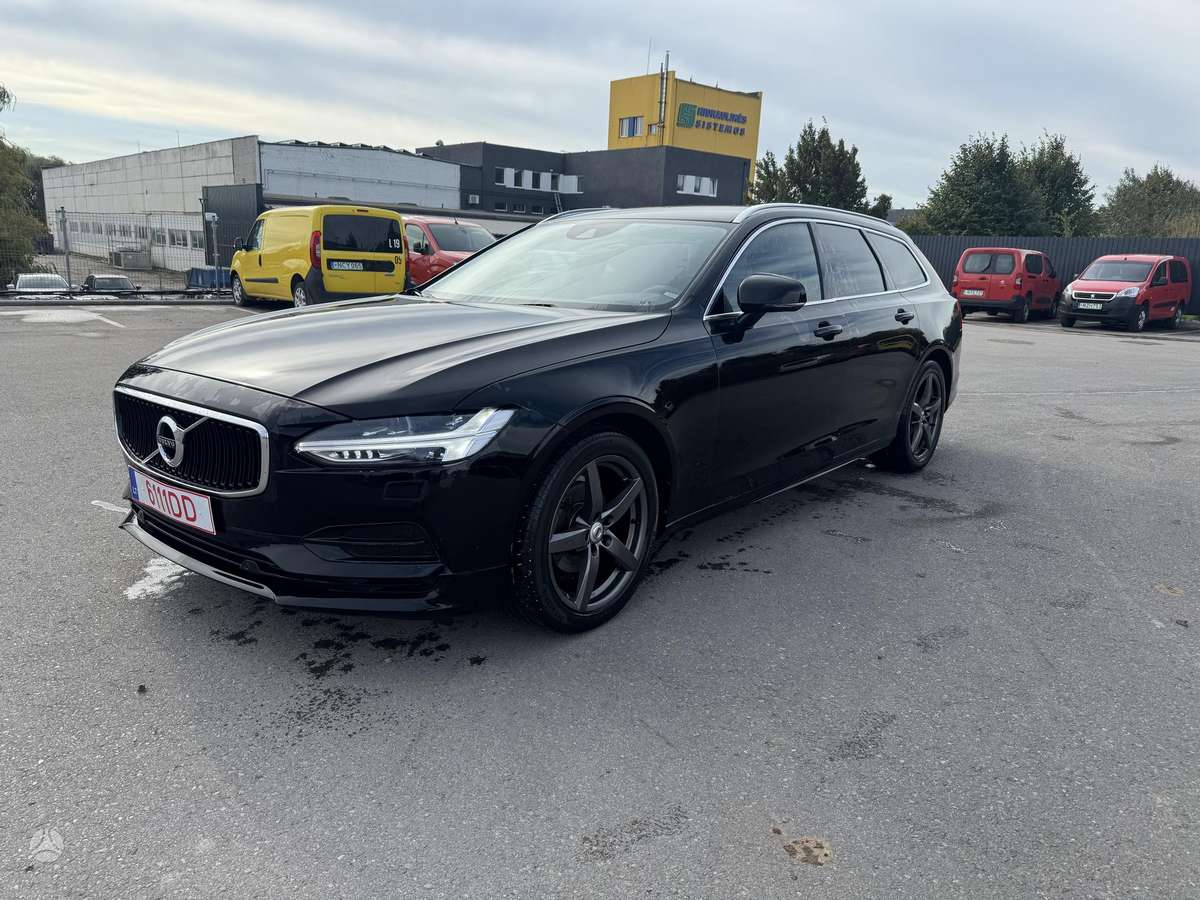 Volvo V90 - 2