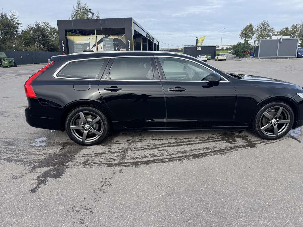 Volvo V90 - 4