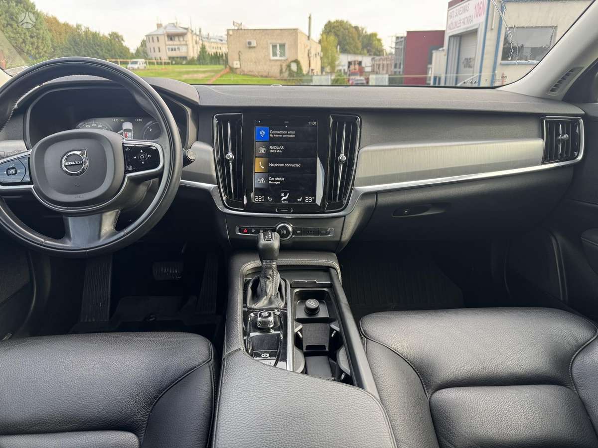 Volvo V90 - 11
