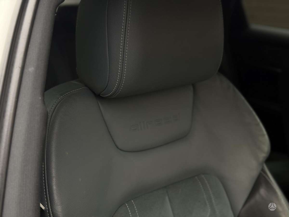 Audi A6 allroad, 3.0 l., Универсал
