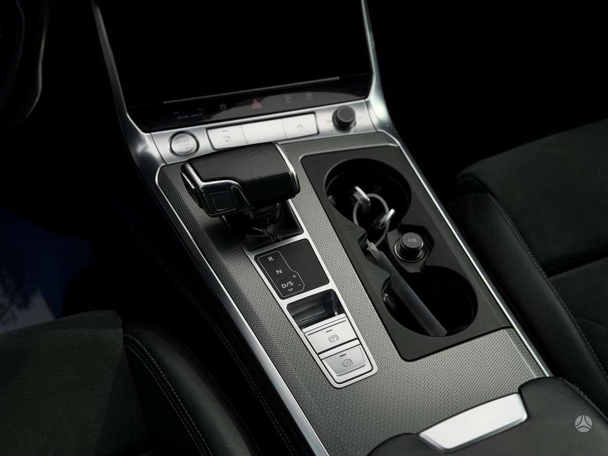 Audi A6 allroad, 3.0 l., Универсал