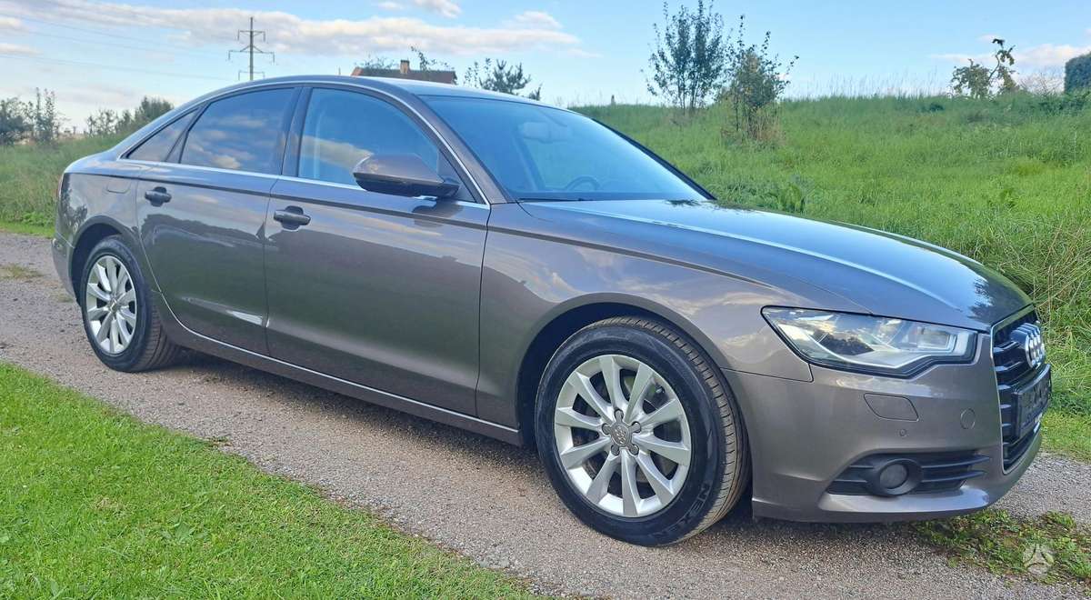 Audi A6 - 12