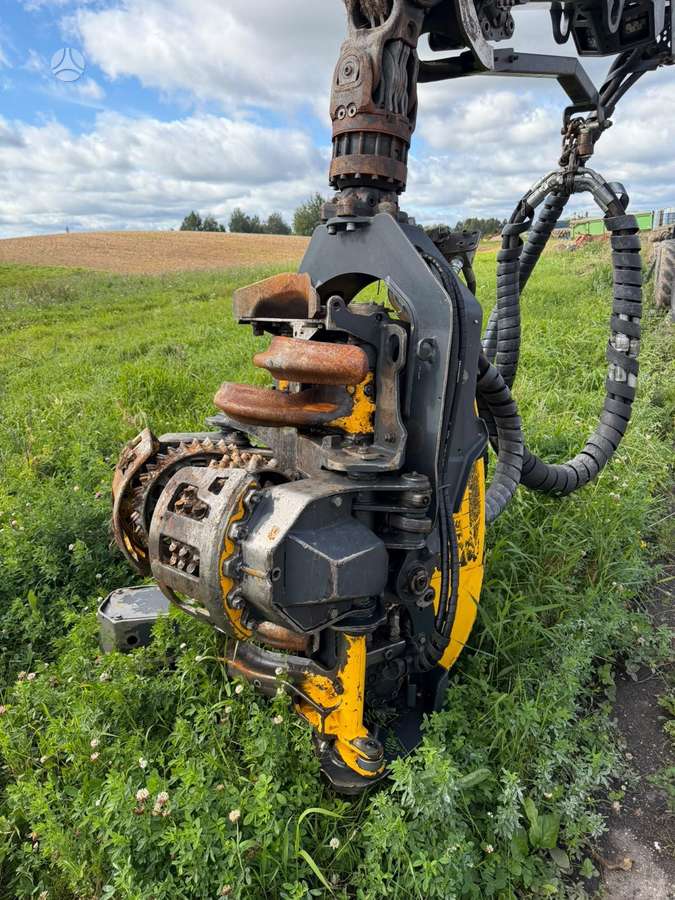 Ponsse Ergo 8W, harvesters