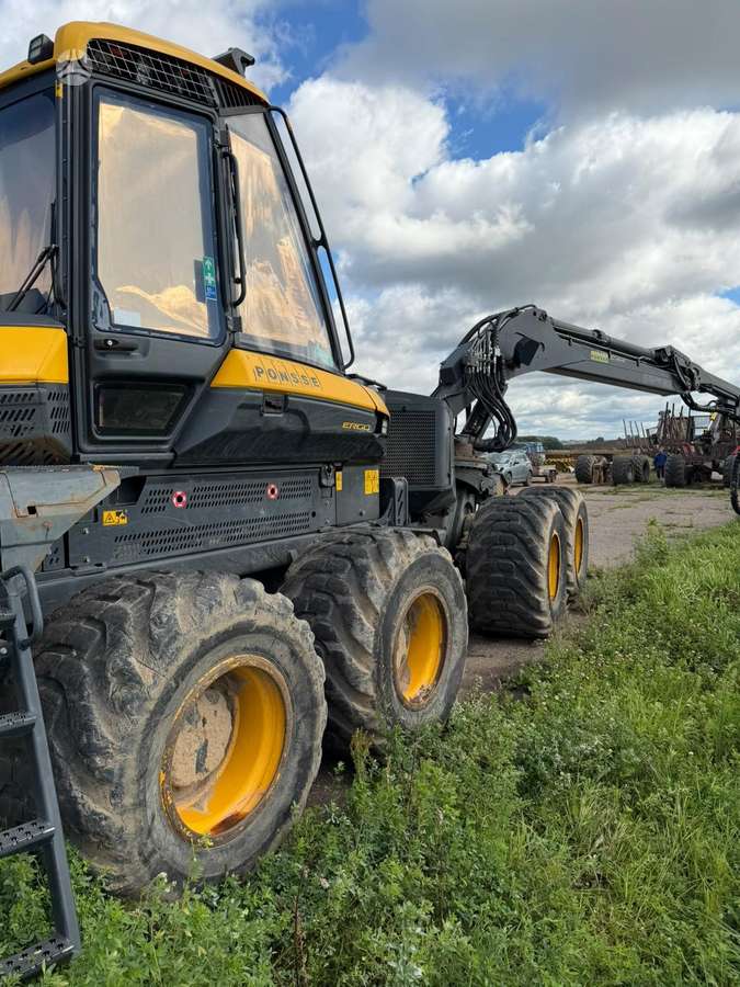 Ponsse Ergo 8W, harvesters