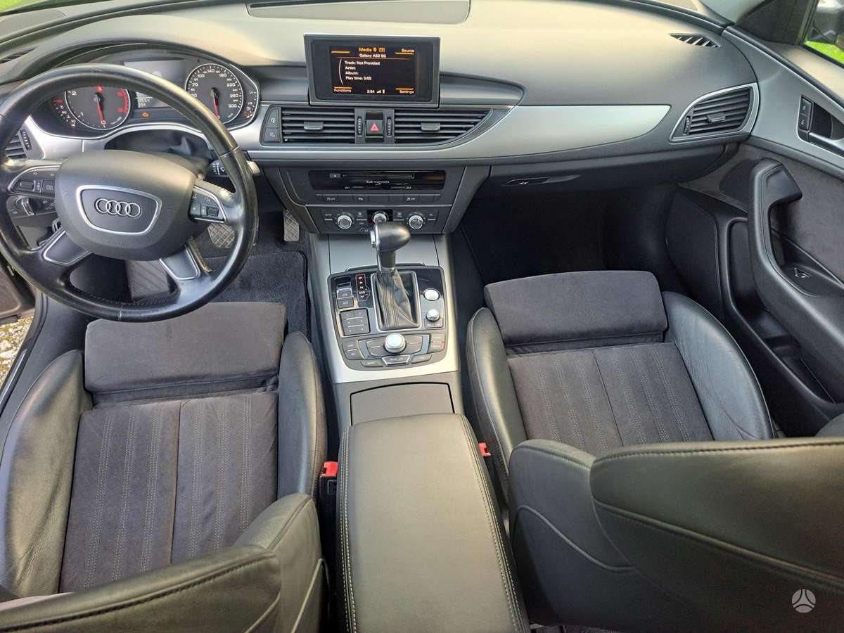 Audi A6, 2.0 l., Седан