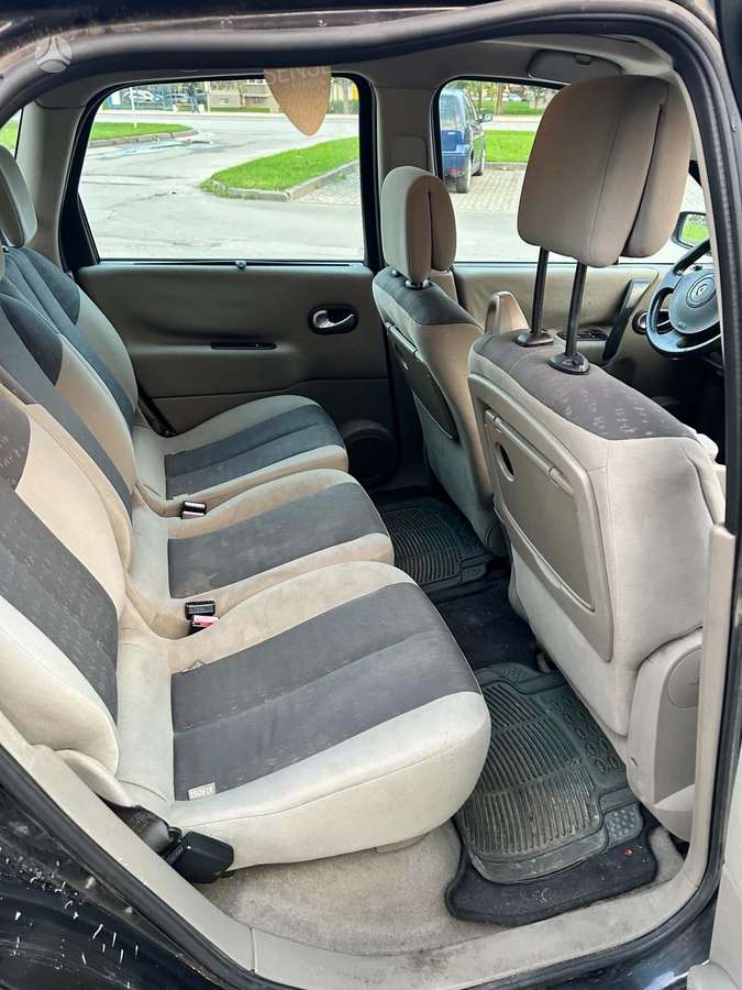 Renault Scenic - 10