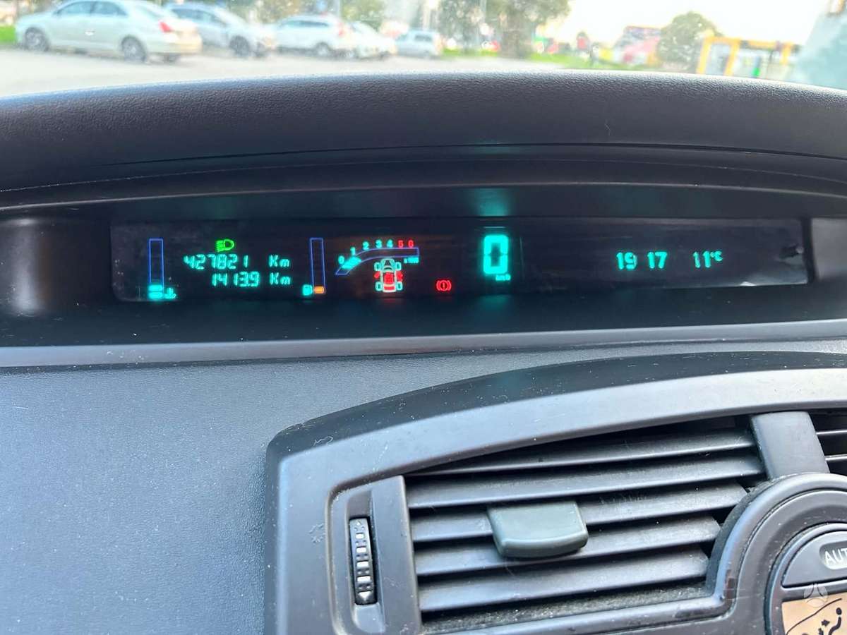 Renault Scenic - 12