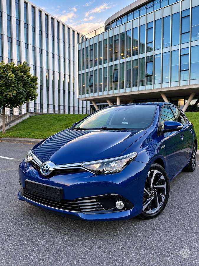 Toyota Auris - 1