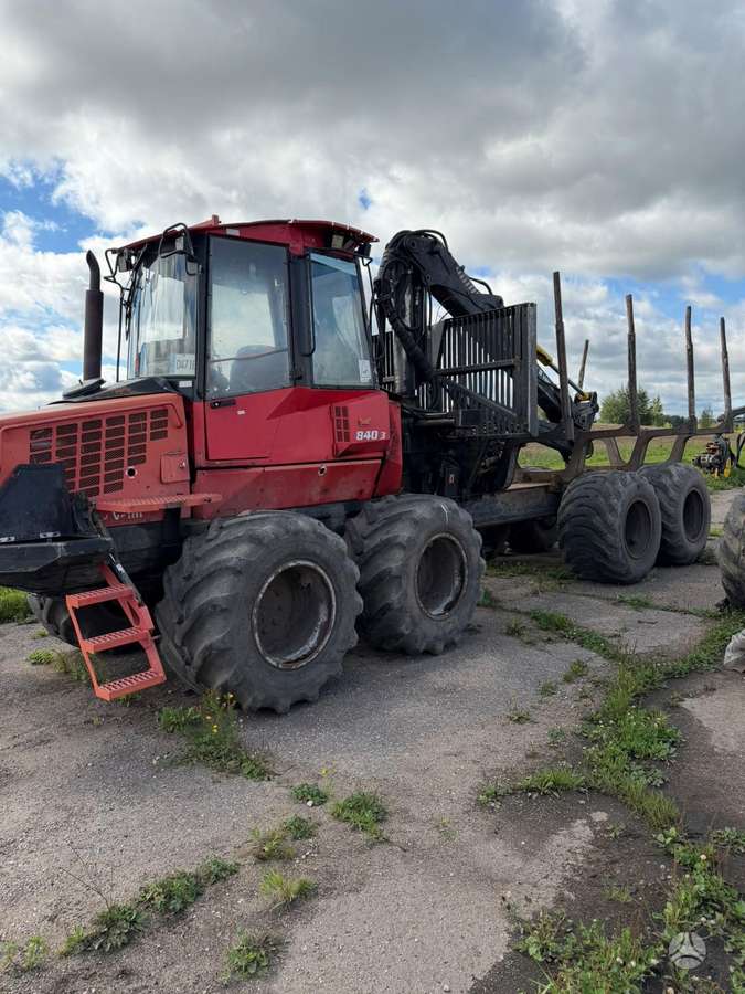 Valmet 840.3, medvežės