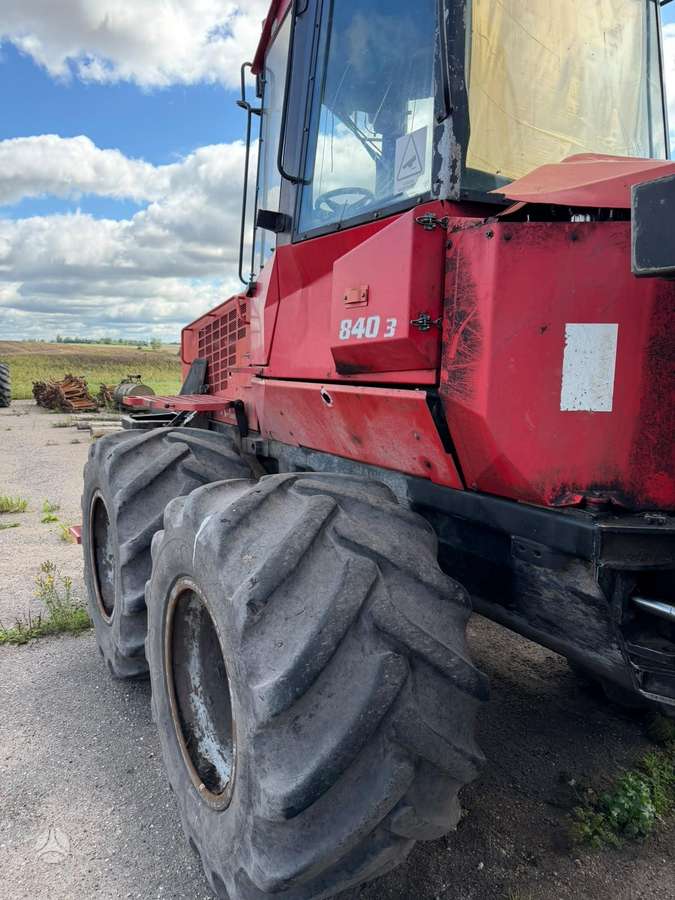 Valmet 840.3, forwarders
