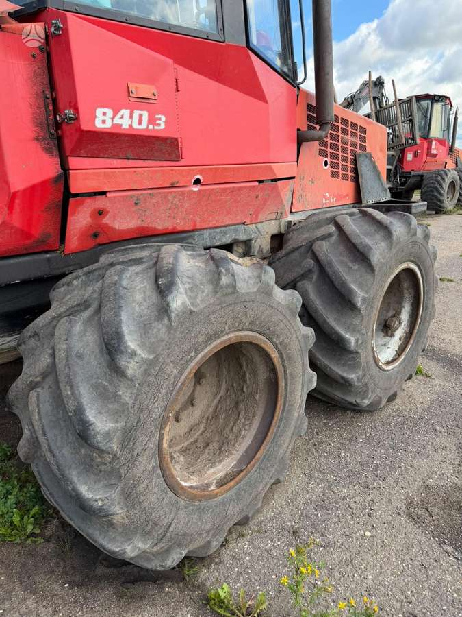 Valmet 840.3, forwarders