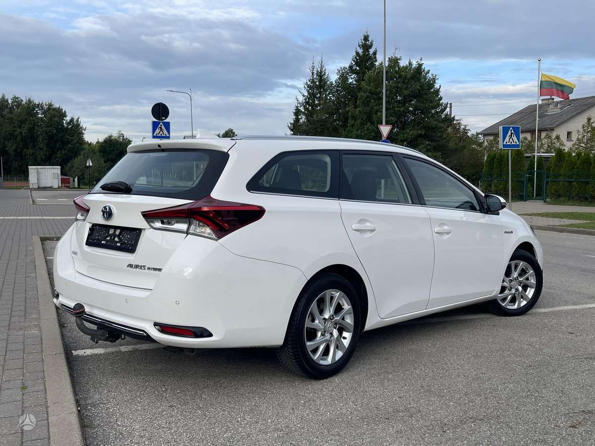 Toyota Auris - 8