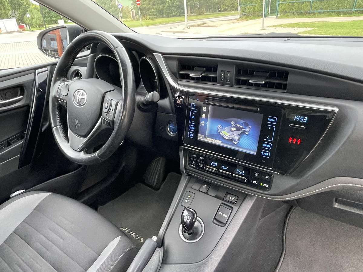 Toyota Auris - 3