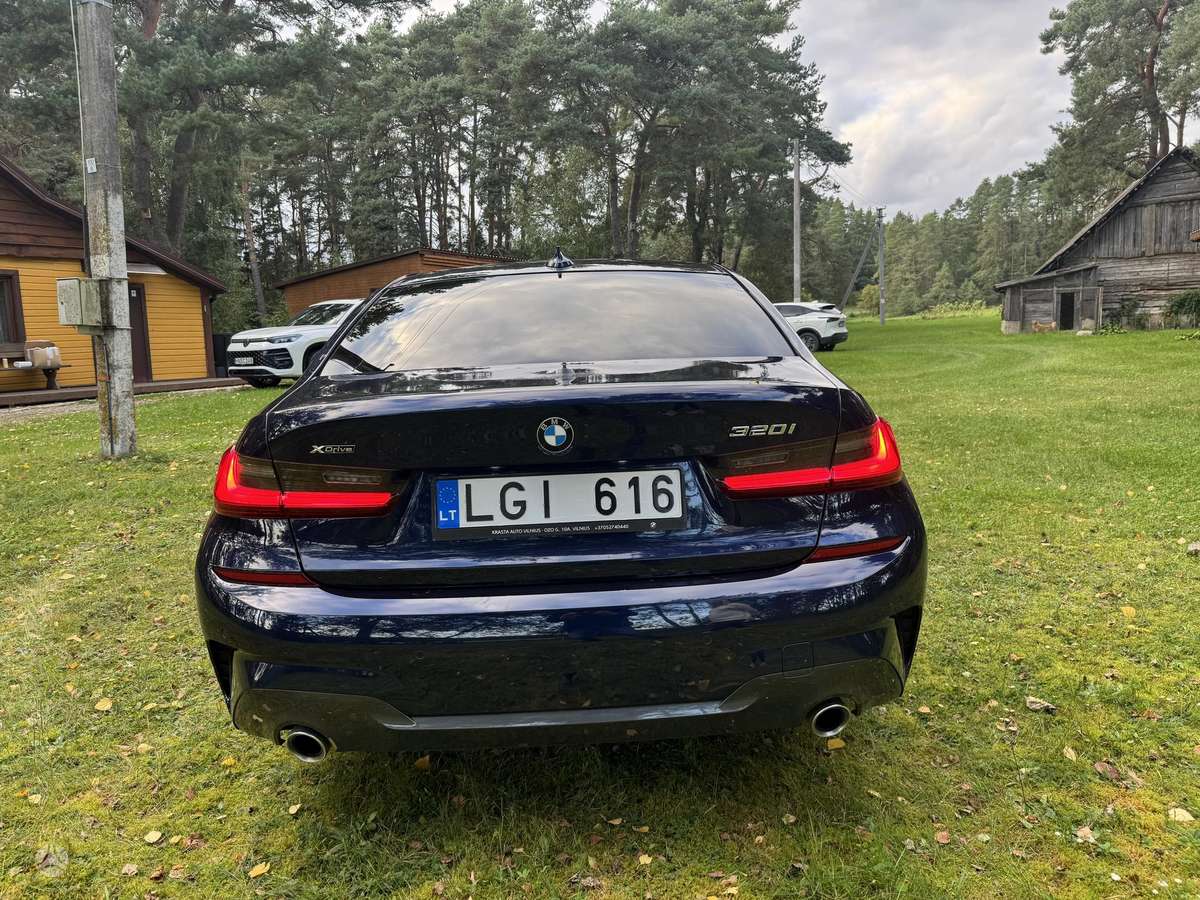 BMW 320, 2.0 l., Седан