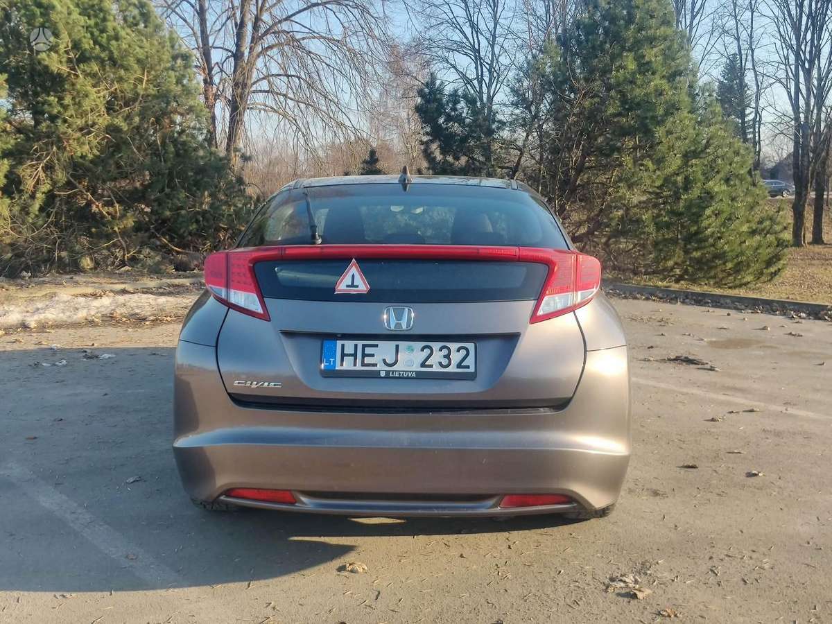 Honda Civic, 1.3 l., Хэтчбек