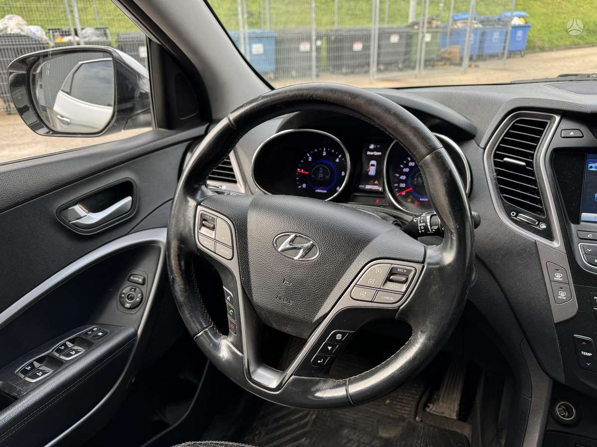 Hyundai Santa Fe - 11