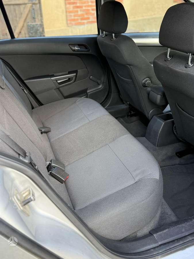 Opel Astra - 7