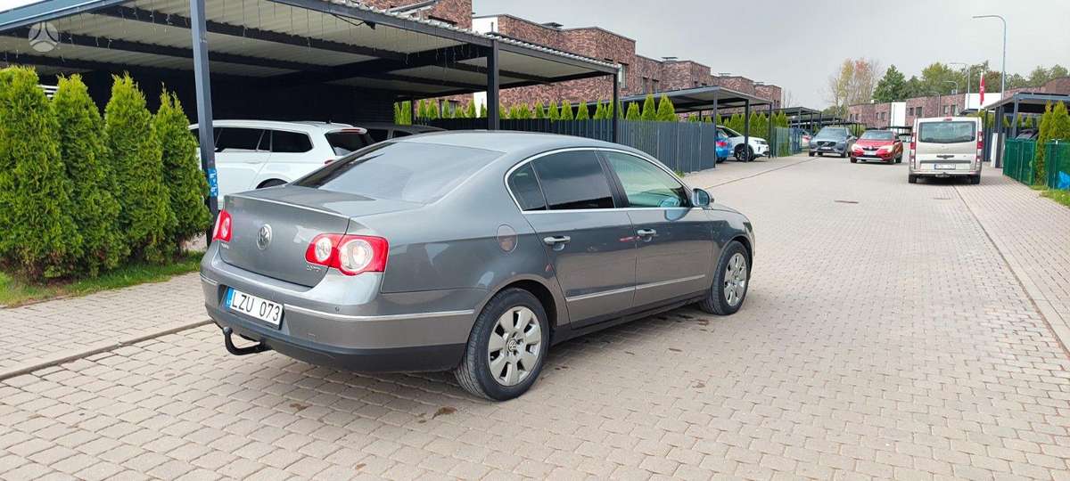 Volkswagen Passat - 5