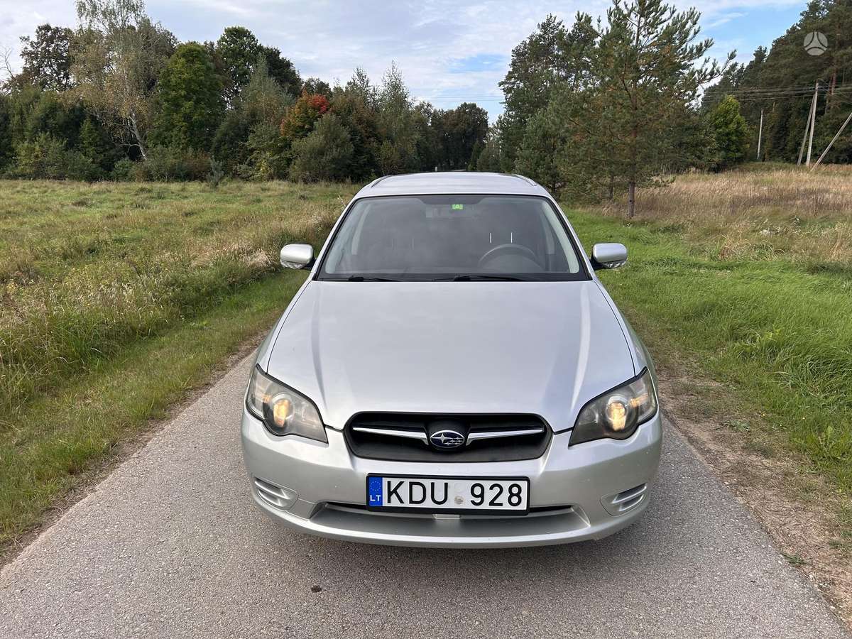 Subaru Legacy - 8
