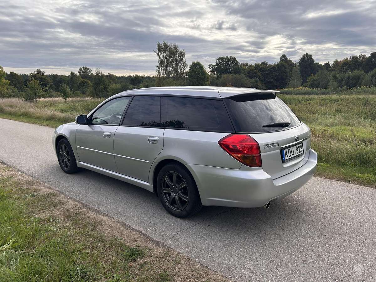 Subaru Legacy - 3