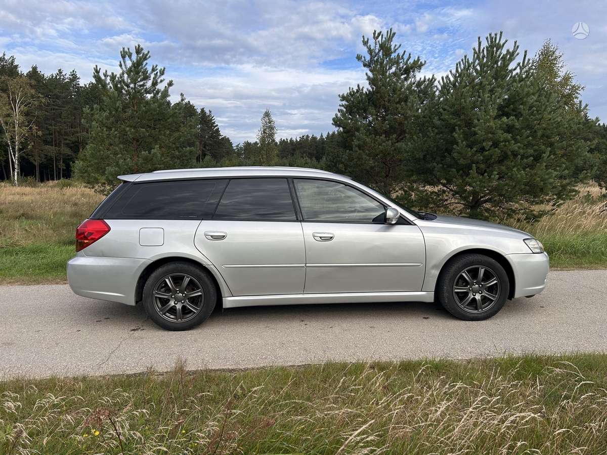 Subaru Legacy - 6