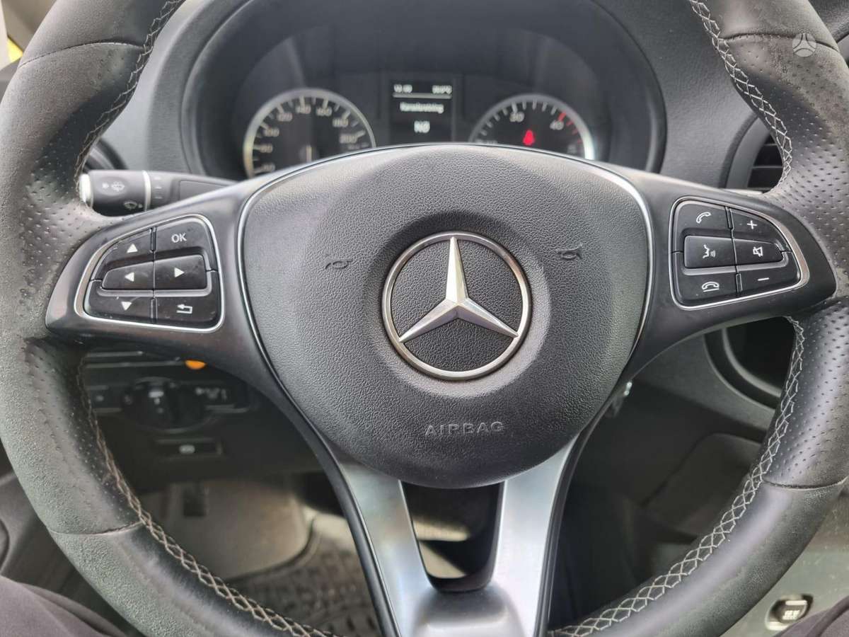 Mercedes-Benz Vito - 11