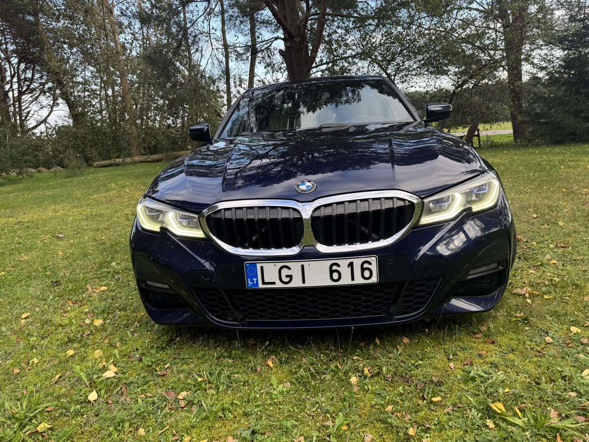 BMW 320, 2.0 l., Седан