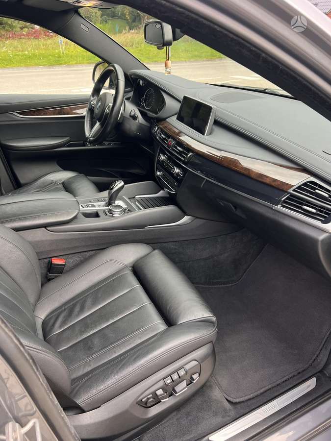 BMW X6 - 9