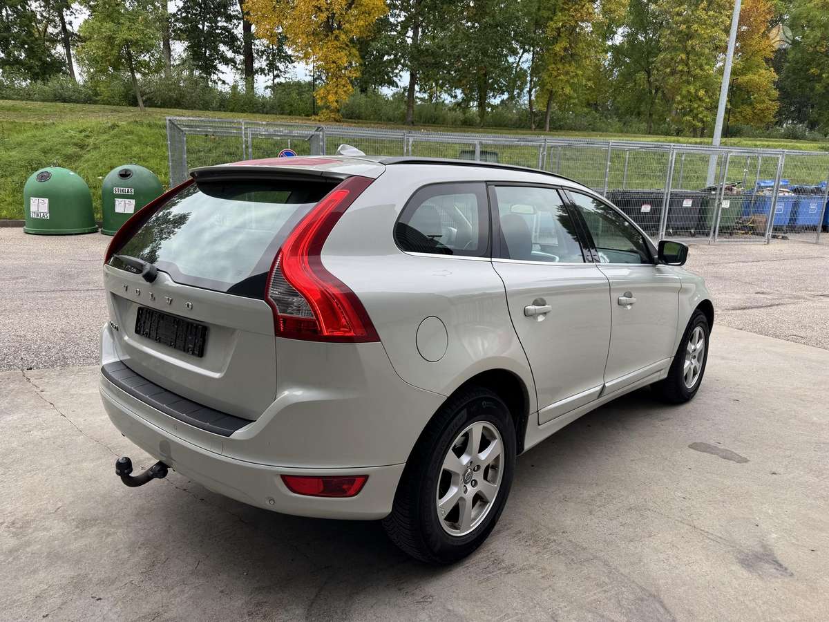 Volvo XC60 - 4