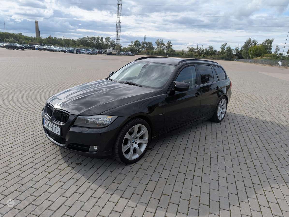 BMW 318, 2.0 l., universalas
