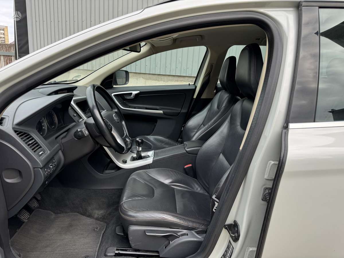 Volvo XC60 - 6