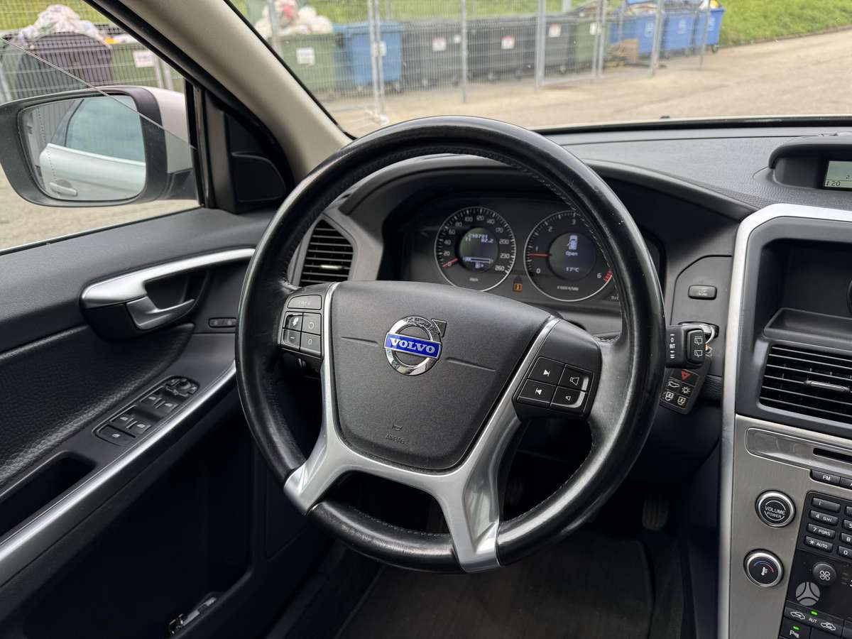 Volvo XC60 - 11